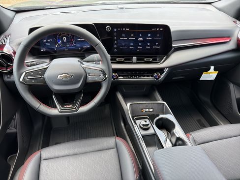 New 2027 Chevrolet Equinox RS FWD image 22