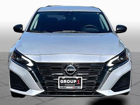 Certified 2024 Nissan Altima 2.5 S FWD image 4