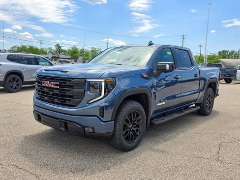 New 2026 GMC Sierra 1500 Elevation w/ Elevation Premium Package AWD/4WD image 27