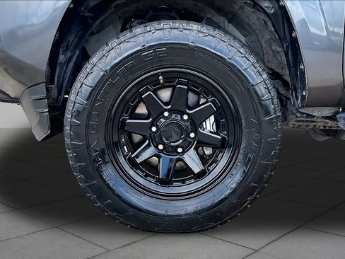 Used 2023 Toyota Tacoma SR AWD/4WD image 11