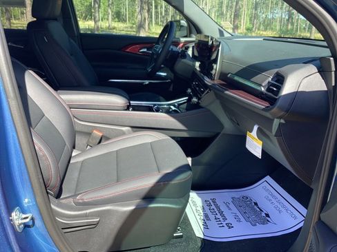 New 2026 Chevrolet Traverse Z71 w/ Driver Confidence Package image 21