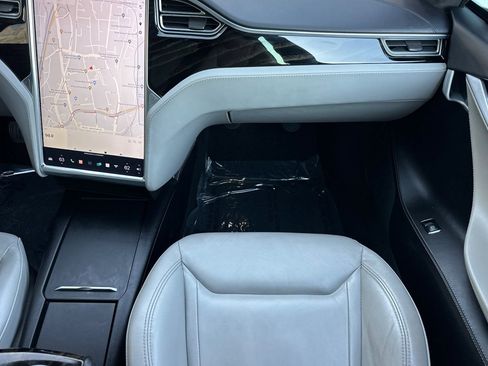 Used 2016 Tesla Model S 75 image 27