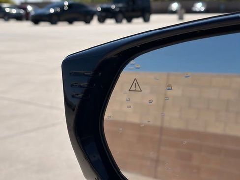 Used 2025 Kia EV6 Wind image 17