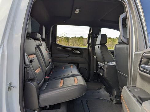 Used 2025 GMC Sierra 1500 AT4 image 49