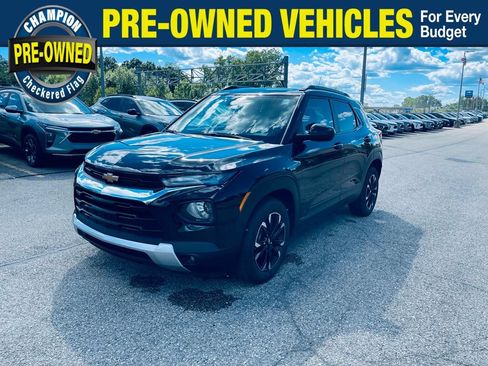 Used 2023 Chevrolet TrailBlazer LT FWD image 1