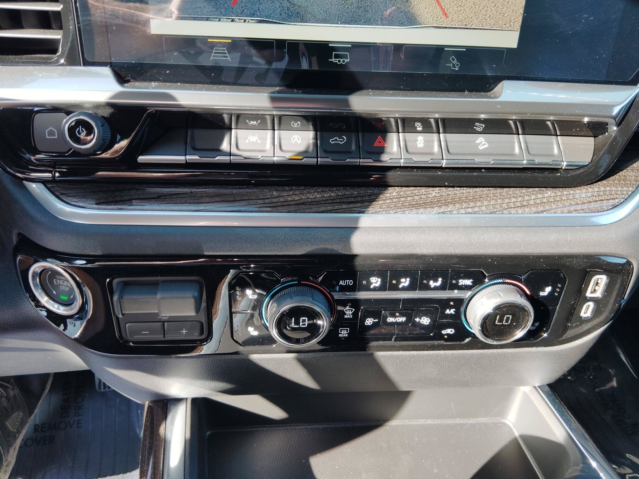 New 2026 Chevrolet Silverado 1500 RST AWD/4WD image 23