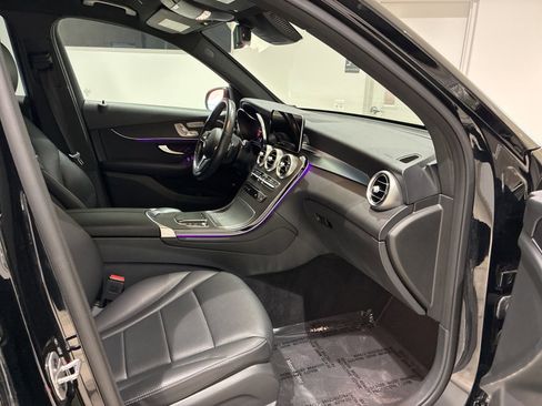 Used 2022 Mercedes-Benz GLC 300 4MATIC image 8