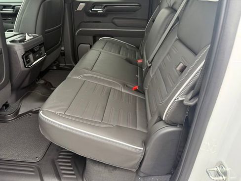 New 2026 GMC Sierra 1500 AT4X AWD/4WD image 9