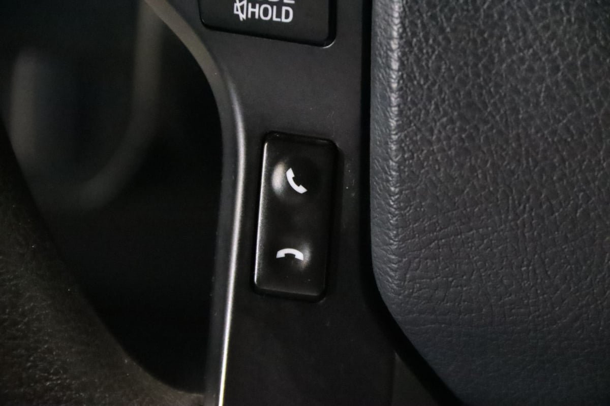 Used 2020 Toyota Tacoma SR AWD/4WD image 17