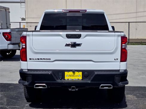Used 2025 Chevrolet Silverado 1500 LT Trail Boss w/ Convenience Package II AWD/4WD image 7