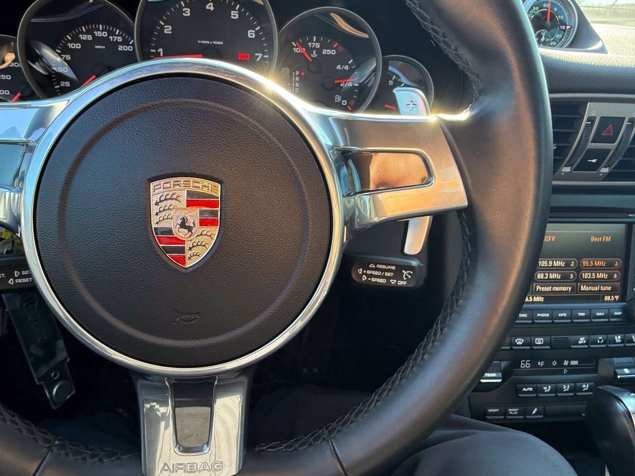 Used 2012 Porsche 911 Carrera RWD image 37