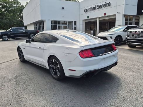 Used 2021 Ford Mustang GT RWD image 7