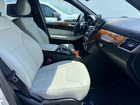 Used 2017 Mercedes-Benz GLS 450 4MATIC image 18
