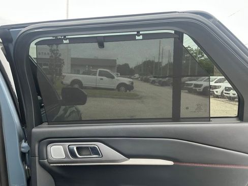 Certified 2025 Ford Explorer ST RWD image 25