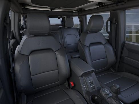 New 2025 Ford Bronco Badlands AWD/4WD image 10