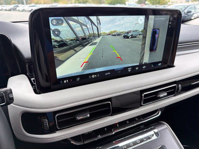 New 2027 Lincoln Aviator AWD image 18