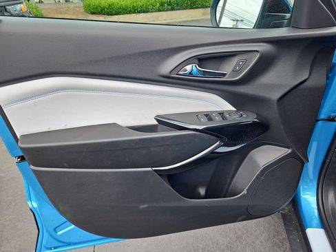 New 2026 Chevrolet Trax LT w/ Midnight Edition FWD image 10