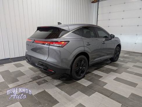 Used 2025 Nissan Murano SV AWD/4WD image 4