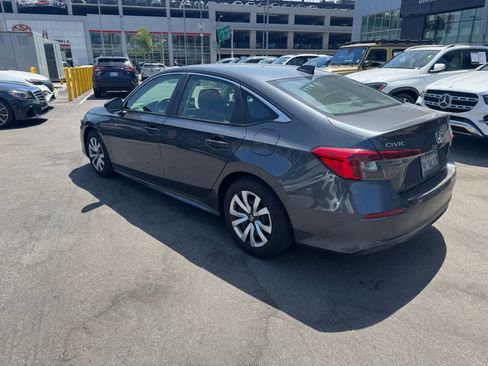 Used 2024 Honda Civic LX image 4