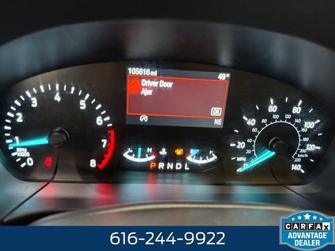 Used 2020 Ford Escape SE image 2