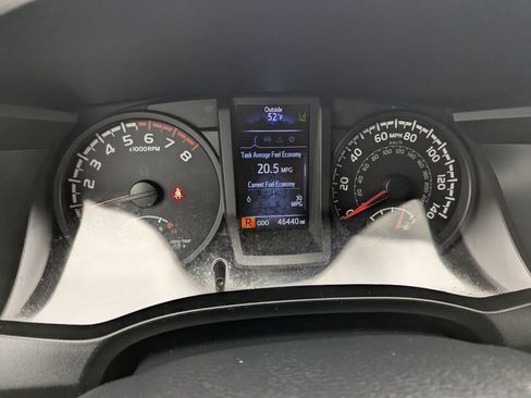 Used 2019 Toyota Tacoma SR w/ SR Convenience Package image 15