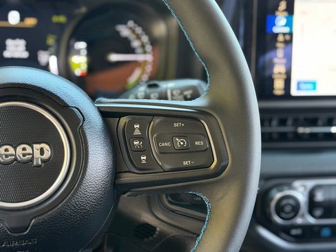 Used 2024 Jeep Wrangler Unlimited Rubicon 4xe AWD/4WD image 46