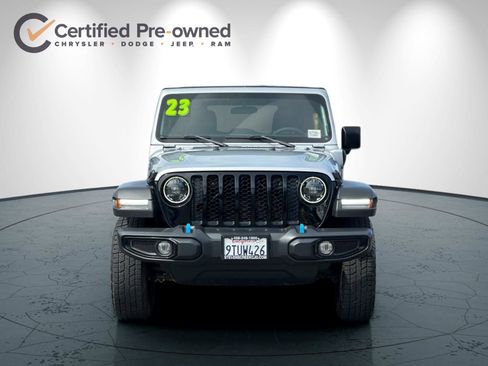 Used 2023 Jeep Wrangler Unlimited AWD/4WD image 9