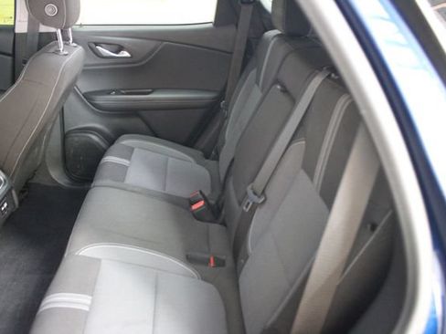 Used 2023 Chevrolet Blazer LT AWD/4WD image 9