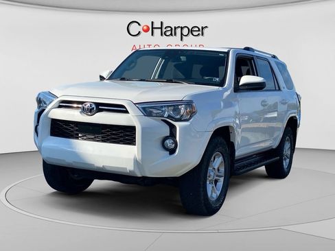 Used 2020 Toyota 4Runner SR5 AWD/4WD image 7