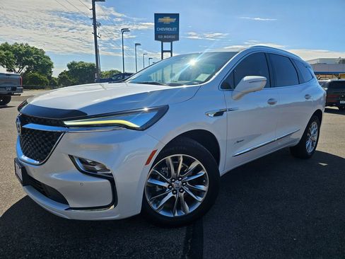 Used 2023 Buick Enclave Avenir w/ Avenir Technology Package AWD/4WD image 1