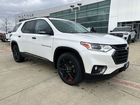 Used 2019 Chevrolet Traverse Premier w/ Redline Edition image 7
