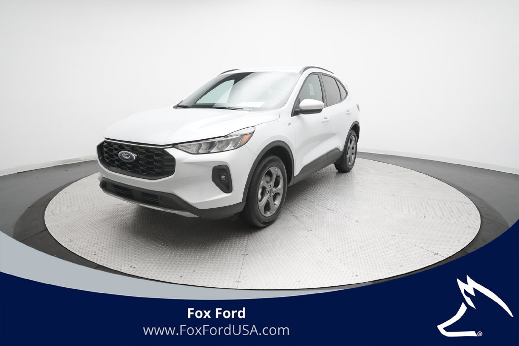 Used 2025 Ford Escape ST-Line Select AWD/4WD image 1