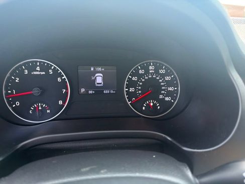 Used 2021 Kia Seltos LX AWD/4WD image 9