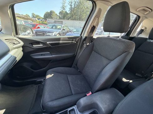 Used 2015 Honda Fit EX image 31