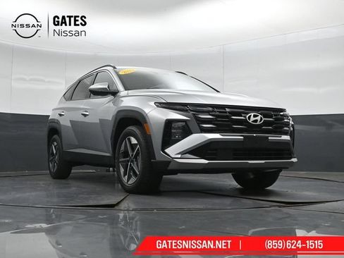 Used 2025 Hyundai Tucson SEL AWD/4WD image 42