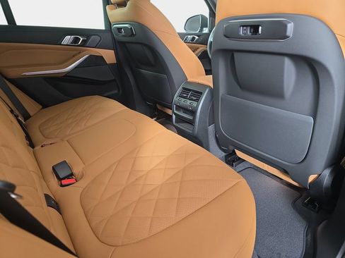 New 2026 BMW X5 xDrive40i AWD/4WD image 10