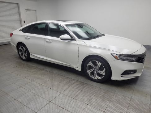 Used 2018 Honda Accord EX image 11