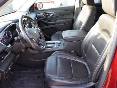 Used 2020 Chevrolet Traverse Premier w/ LPO, Floor Liner Package AWD/4WD image 6