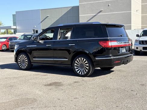 Used 2018 Lincoln Navigator Reserve w/ Technology Package AWD/4WD image 28