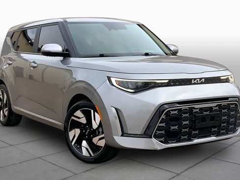 Used 2024 Kia Soul GT-Line w/ Option Group 020 FWD image 3