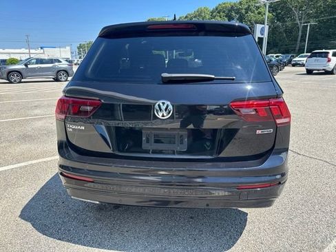 Used 2020 Volkswagen Tiguan SE R-Line AWD/4WD image 4