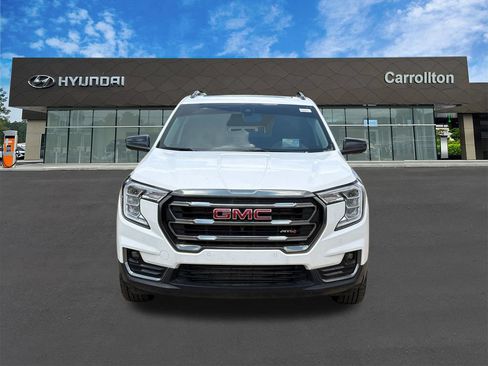 Used 2024 GMC Terrain AT4 w/ Infotainment Package II AWD/4WD image 2