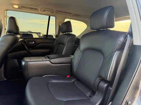 Used 2021 INFINITI QX80 Premium Select w/ All-Season Package image 24