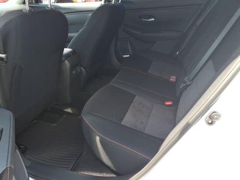 Used 2025 Nissan Sentra SR w/ Trunk Package FWD image 11
