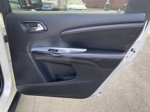 Used 2015 Dodge Journey SXT w/ Sun/Sound Group image 22