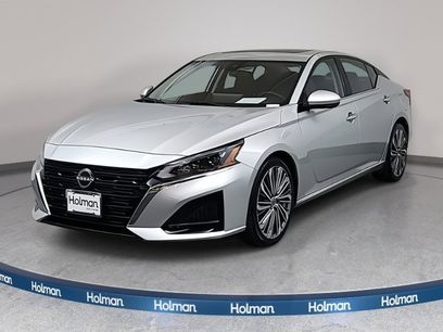 Used 2023 Nissan Altima 2.5 SL