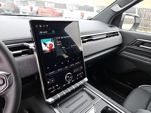 New 2026 GMC Sierra EV Elevation image 38