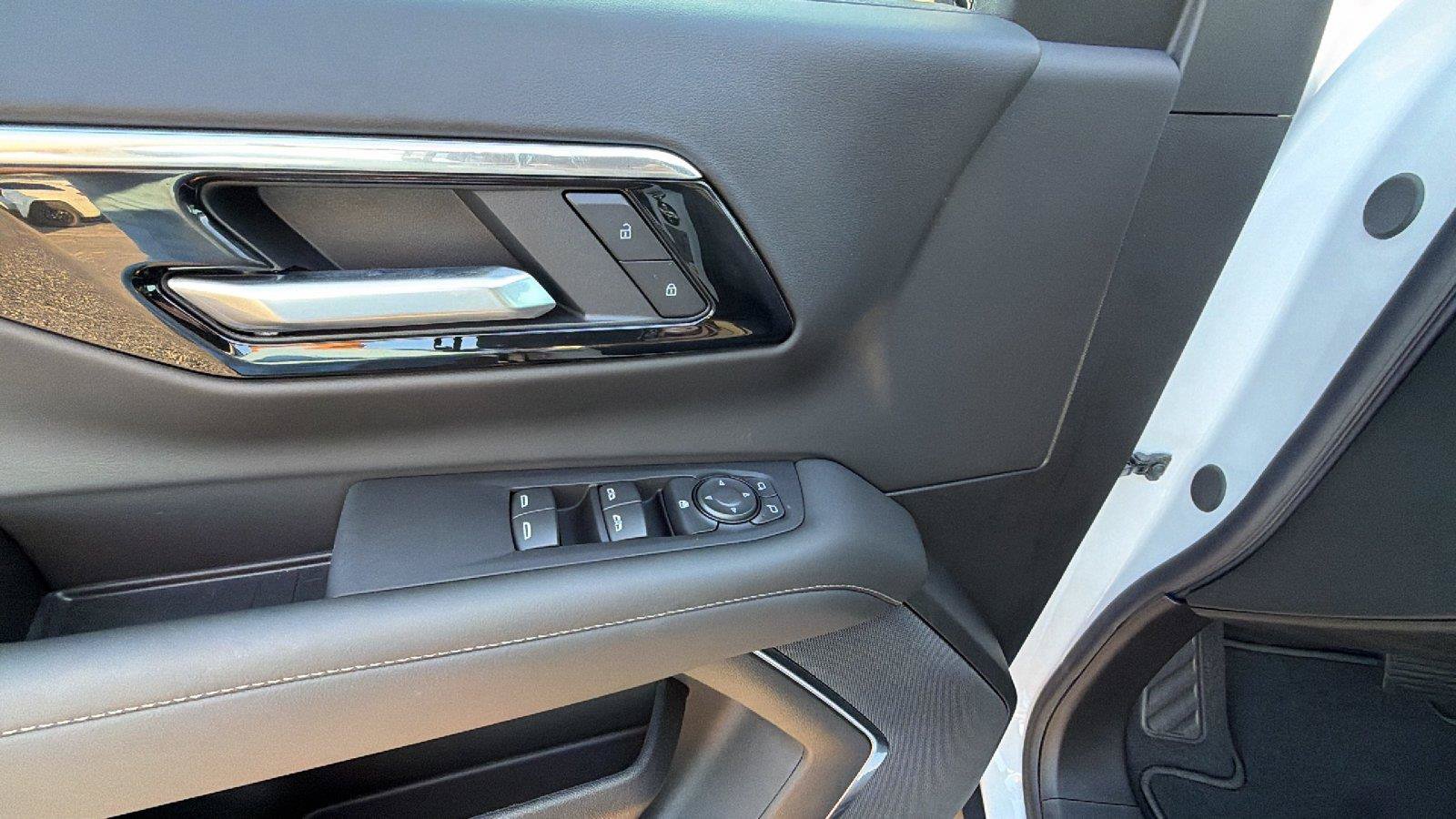 New 2026 Chevrolet Suburban LS RWD image 11
