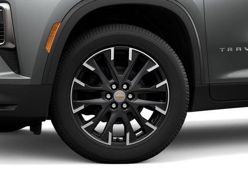 New 2026 Chevrolet Traverse LT w/ Sun and Wheel Package image 10