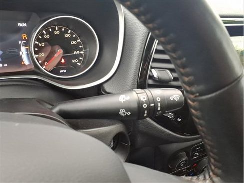 Used 2019 Jeep Compass Limited w/ Safety & Security Group image 21